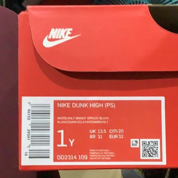 Nike Dunk High - Picture 5 of 5